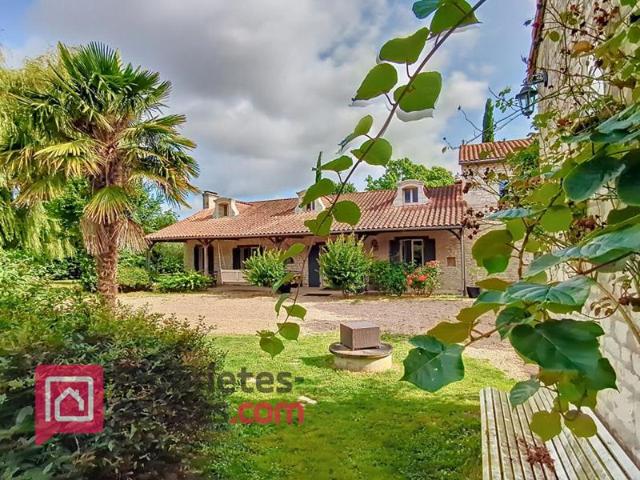 Proche CHINON Propriété de 236M2
