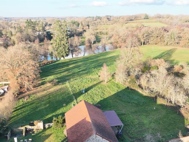 Proche Boussac 264m² Boussac