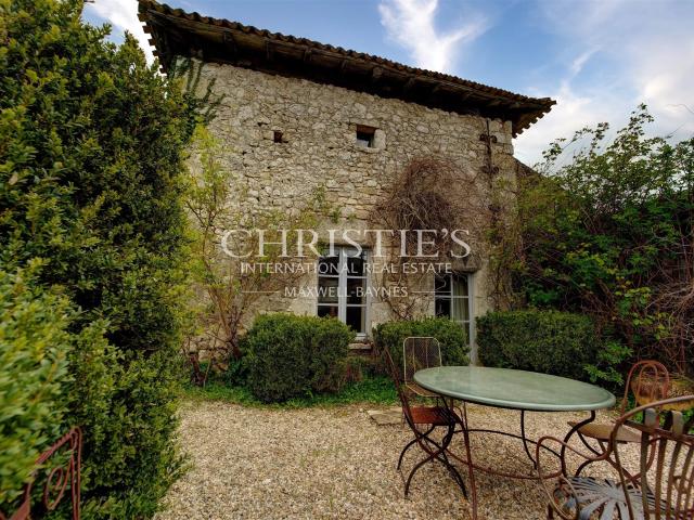 Proche Bordeaux et Saint Émilion, maison de caractère en pie. 164m² Saint Emilion