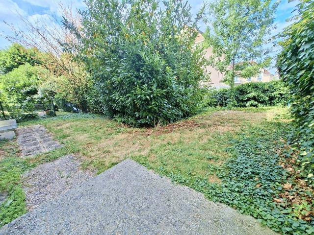 Proche gare, appartement 3 pces, 66,30 m2 hab, Terrasse, cave, parking.