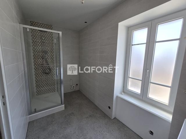 Proche Gare Appartement entièrement rénové 48m2 48m² Granville