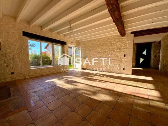Proche de Nérac, maison en Pierre de 160 m² habitables sur un terrain de 437 m²