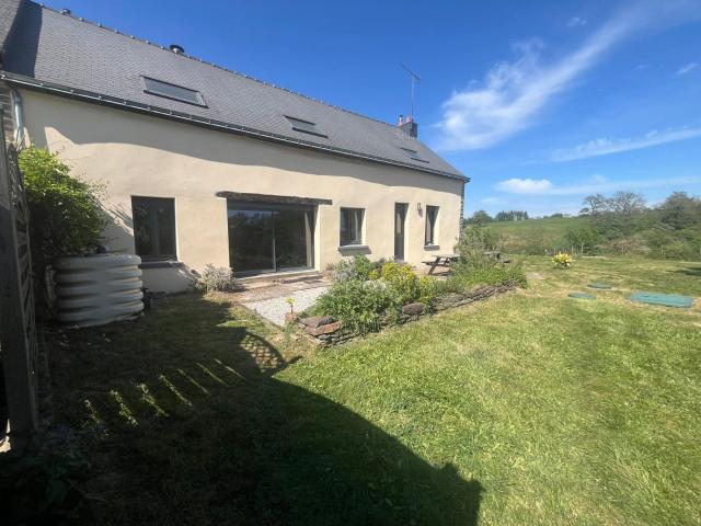Proche de Ploërmel 419m² Ploërmel