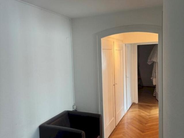 Proche de toutes les commodités, appartement de 3 pièces au 3ème étage