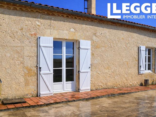 Proche du centre ville de CONDOM, maison en pierre à rafraîchir située dans un quartier résidentiel très calme
