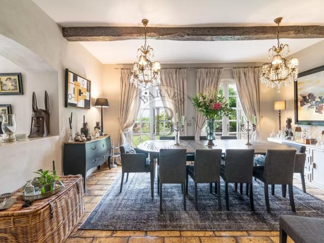 Proche Mougins Villa De Charme Au Calme 315m² Mougins