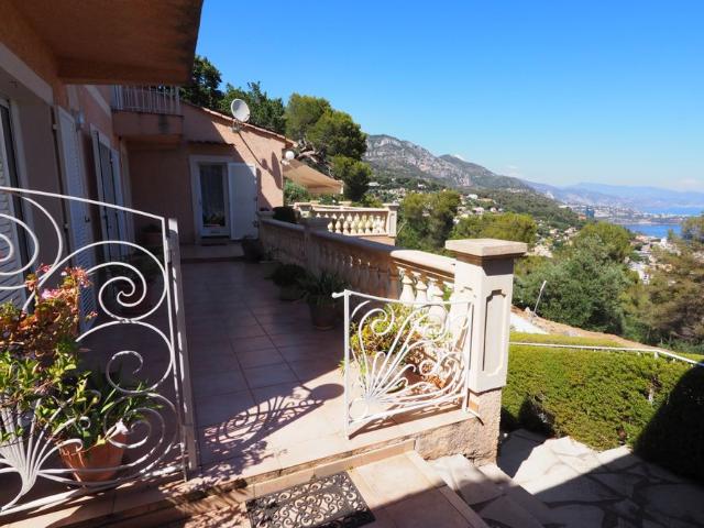Proche Monaco Villa Meublée Bail 1 an