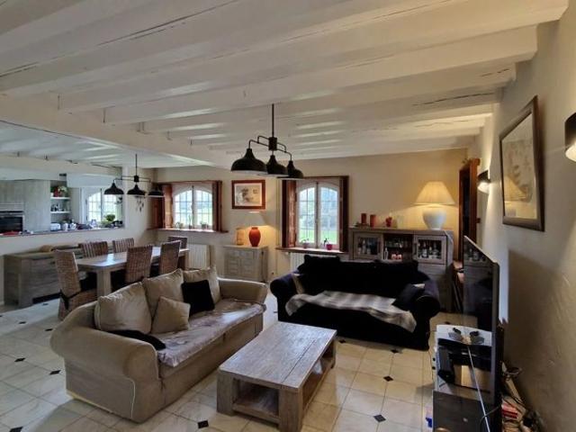 Proche MAINTENON Maison de Charme sur 2600 m²