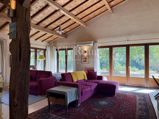 Proche Marmande Propriété de caractère avec 4,5 hectares. 327m² Marmande