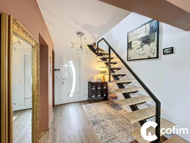 Secteur Soumoulou Superbe maison familiale avec piscine et. 190m² Soumoulou