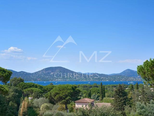 Proche Saint Tropez – Villa contemporaine avec vue mer panor. 530m² Saint Tropez