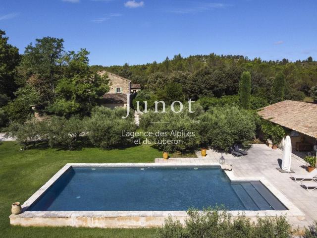Proche St Rémy De Provence Mas Authentique 485m² Saint Rémy de Provence