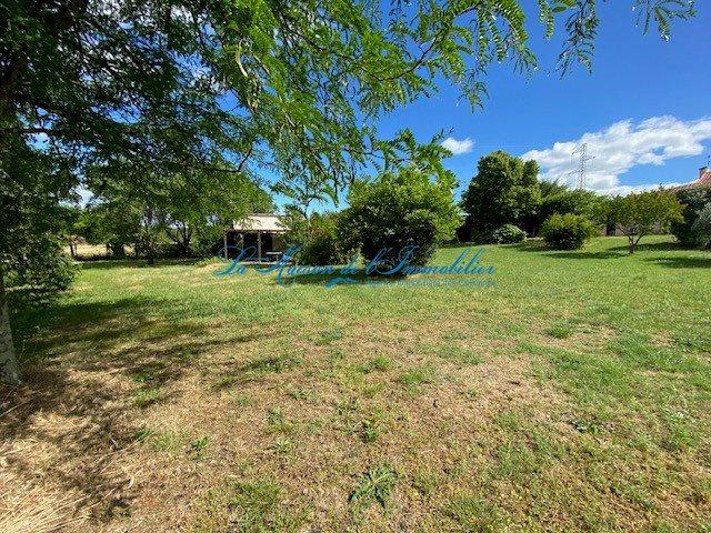 Proche Quissac, maison de plein pied avec piscine sur 4280 m. 88m² Quissac
