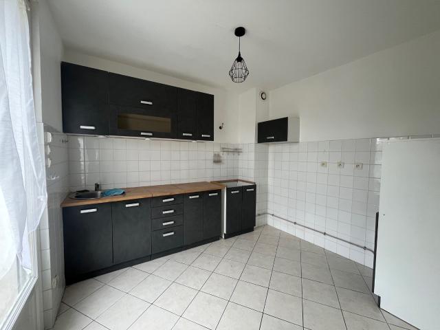 PROCHE TOUTES COMMODITES