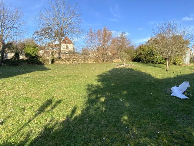 Proche toutes commodités, maison familiale et chaleureuse. 125m² Gramat