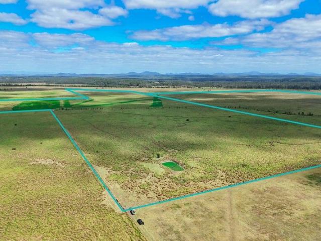Productive Alluvial Country with Town Water