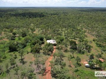 Terraced House for sale in Katherine County