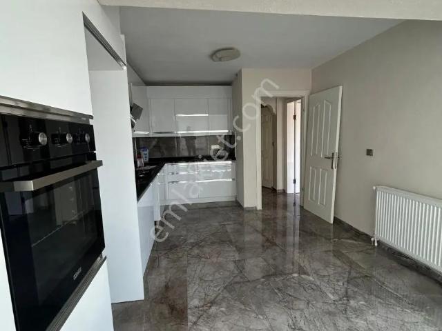 Profesörler Sitesi Üstü 4 Kat Larda 2.kat Kiralık Daire