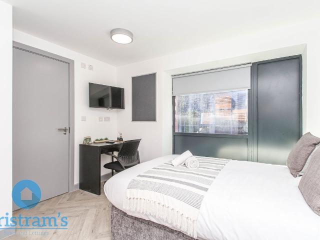 Professional City Rooms, All Bills Included, Talbot St NG1, 1 bed flat to rent, £750 pcm | PrimeLocation