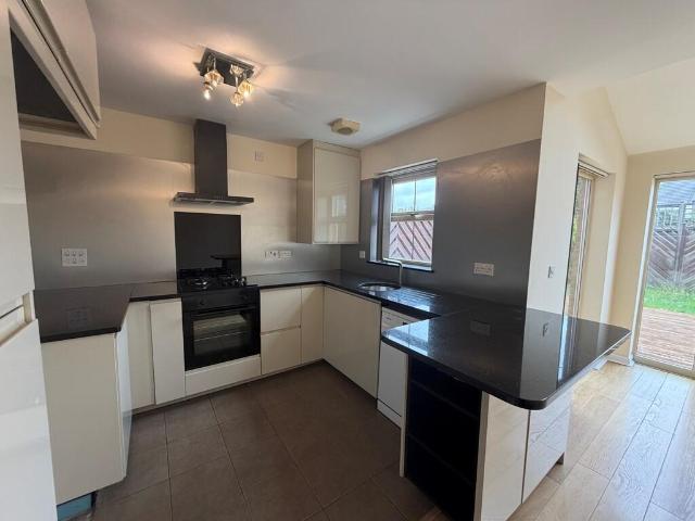 Progress Drive, Bramley, S66 1TT 4 bed terraced house to rent £1,500 pcm £346 pw
