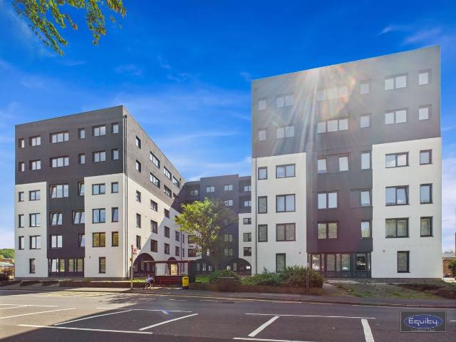 Progressive Close, Heather Court DA14, 1 bed flat to rent, £1,400 pcm | PrimeLocation