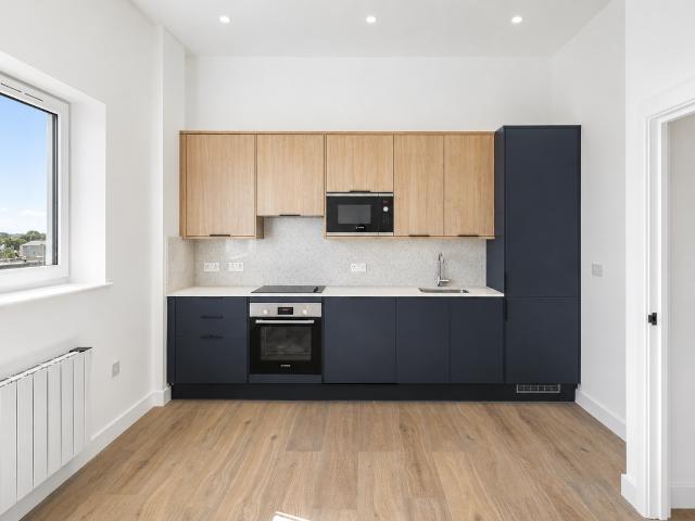 Progressive Close, Sidcup DA14, 2 bed flat to rent, £1,800 pcm | PrimeLocation