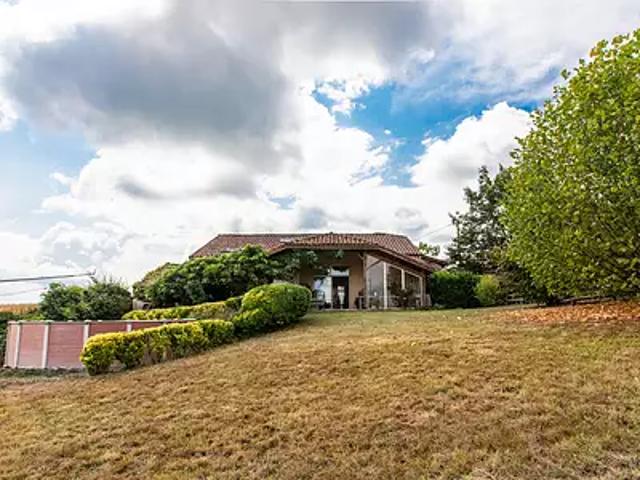 Garlin 64330 Achat / Vente maison 8 pièces t8 terrasse cave