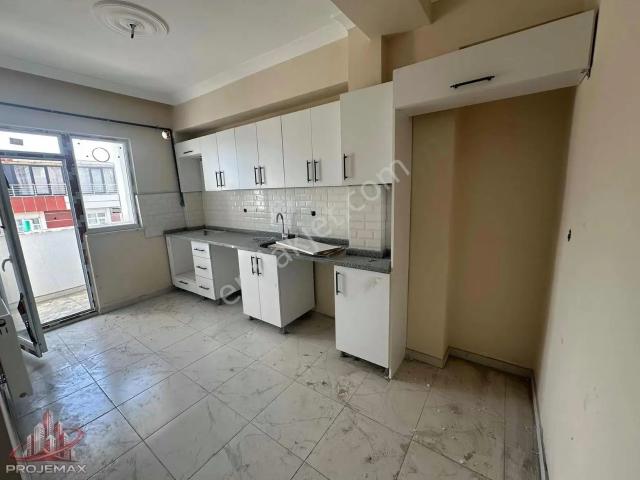 Projemax'tan Gazi Mah Cadde Üstü 3+1 125m2 Sıfır Kiralık 2.kat
