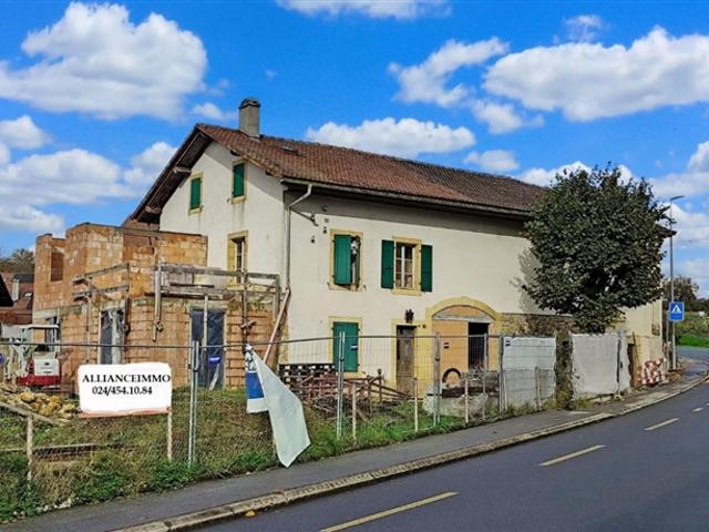 Projekt, um selbst zu finalisieren Bau von 3 Wohnungen in Renovierung