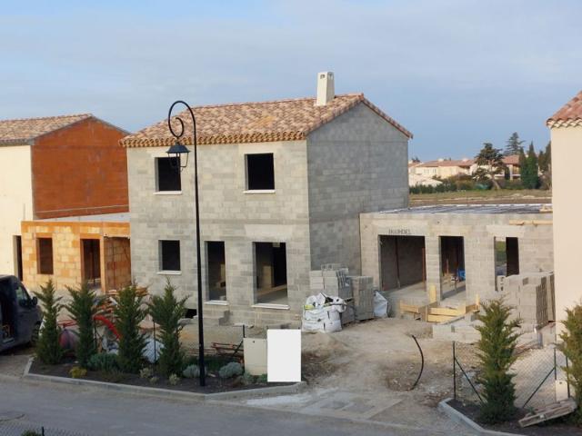 Projet de construction d'une maison 75 m² avec terrain à VALERGUES 34