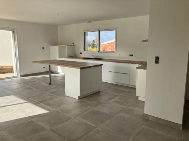Projet de construction d'une maison 70 m² avec terrain à CHADENAC 17