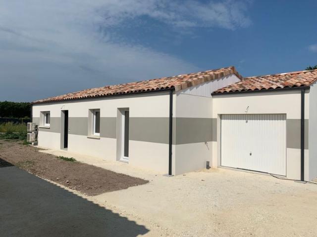 Projet de construction d'une maison 85 m² avec terrain à LE GUA 17