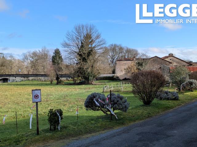 Projet de rénovation complète au cœur d'un charmant village du magnifique Périgord Vert