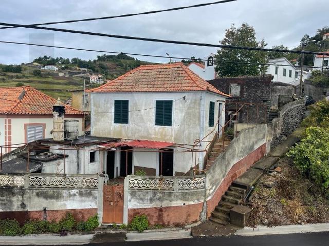 T2 + Ruína para Reabilitação Vista Mar Única | Fajã da Ovelha | Madeira