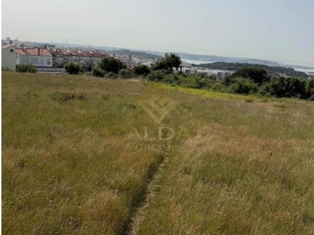 Projeto Residencial Premium com Vista Mar | Queijas Oeiras