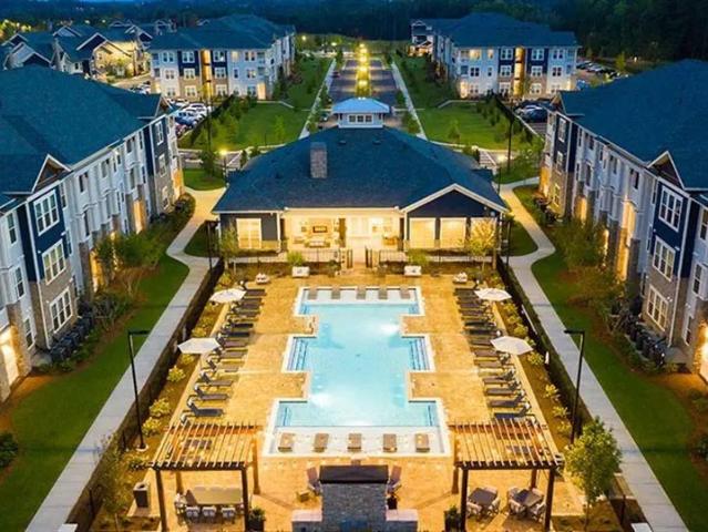 Promenade at Newnan Crossing 3 Bedroom Apartment for Rent at 1450 Newnan Crossing Blvd E, Newnan, GA 30265