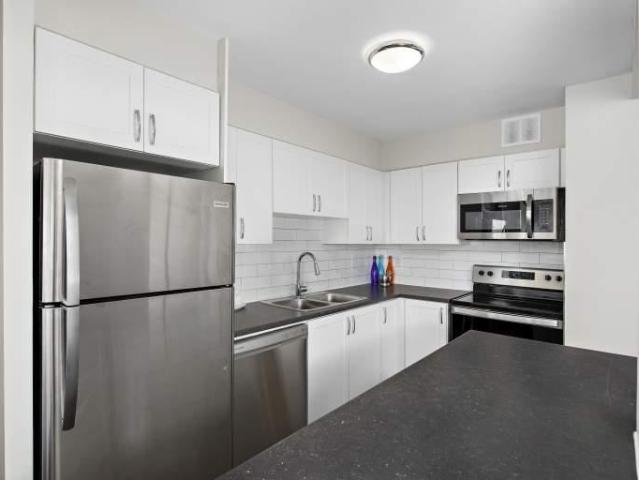 Promenade Gardens 2 Bedroom Apartment for Rent at 301 Dixon Rd, Toronto, ON M9R 1S2 The Westway