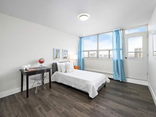 Promenade Gardens 2 Bedroom Apartment for Rent at 301 Dixon Rd, Toronto, ON M9R 1S2 The Westway