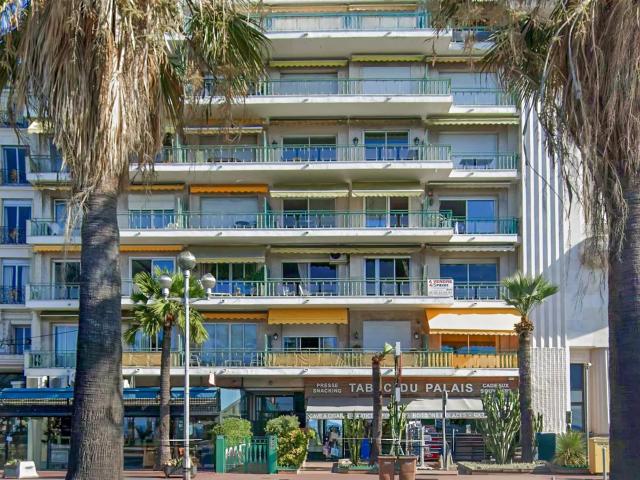 Promenade des Anglais, dans immeuble de luxe, splendide 3 pi. 93m² Nice