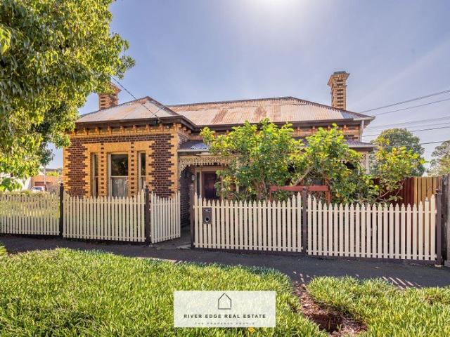 Prominent Corner Site OFFERS INVITED!