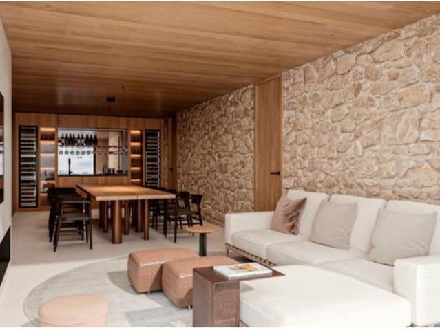 Promoción de 8 chalets de lujo en Bagergue