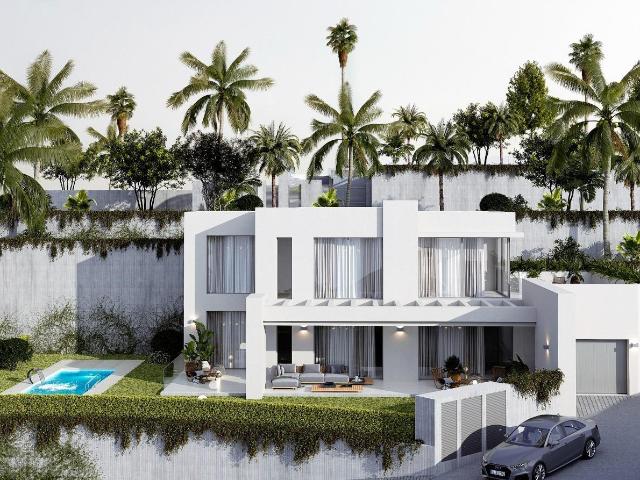 Promoción de villas independientes de obra nueva entre Fueng. 219m² Mijas