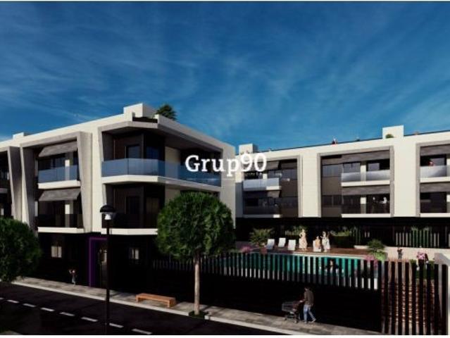 PROMOCIÓN EN MONTOLIU. PRECIOSO PISO EN PLANTA BAJA CON GRAN TERRAZA