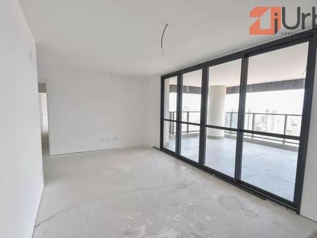 Pronto com 3 suítes à venda, 144m² próximo ao Metrô Santos Imigrantes