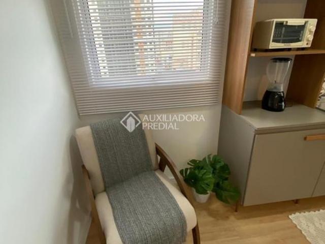 PRONTO PARA MORAR OU INVESTIR STUDIO DE 27M2 MOBILIADO