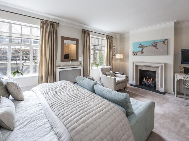 property to let in Chelsea Manor Gardens, Chelsea, SW3 £2,300 pcm