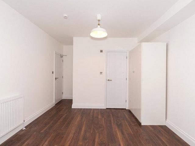 property to let in Davidson Road, Croydon, CR0 £1,025 pcm