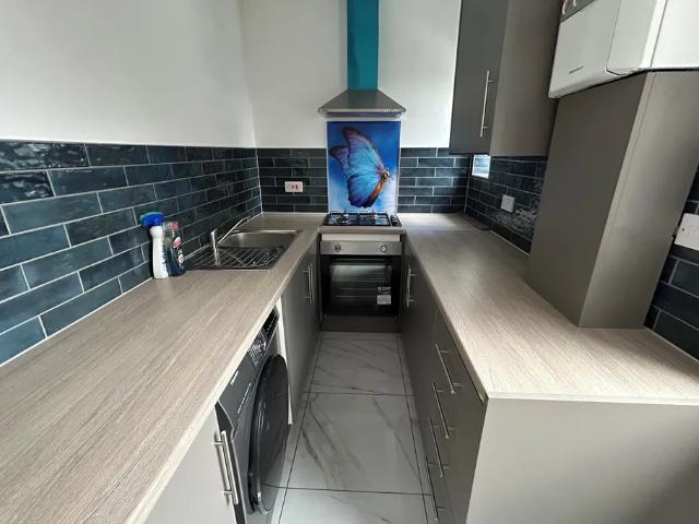 property to let in Melbourne Road, Halesowen, West Midlands £715 pcm