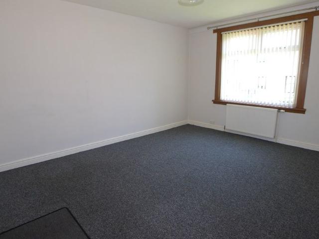 Property to let in Newburgh