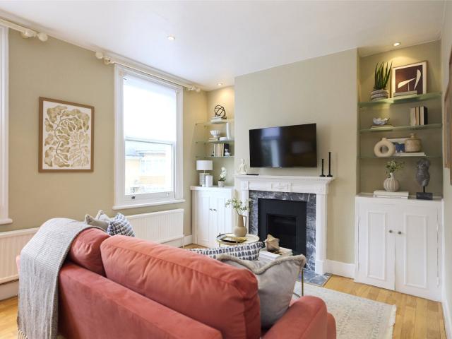 property to let in Sherbrooke Road, London, SW6 £5,050 pcm